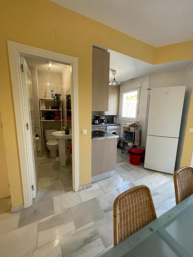 Hochwertiges Haus In Wunderschoener Golf Anlage Am