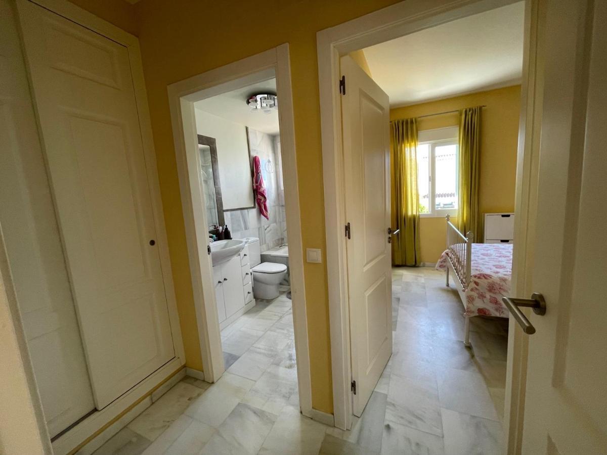 Hochwertiges Haus In Wunderschoener Golf Anlage Am * Rota